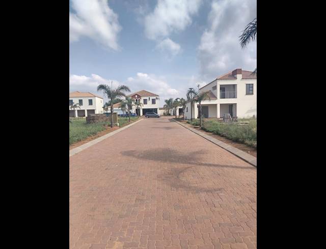 LAND FOR SALE IN KLIPPOORTJIE